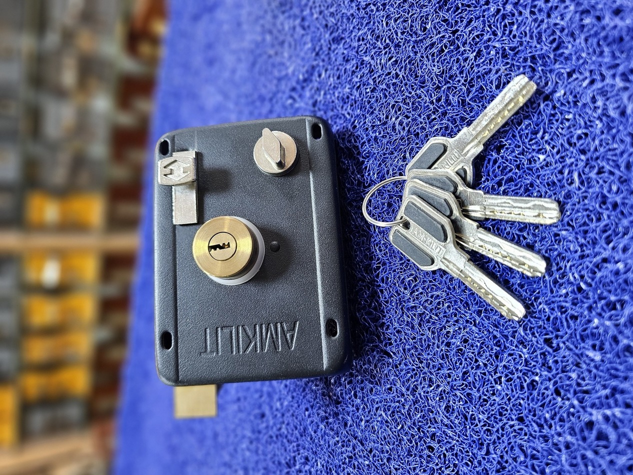 GATE LOCK AMKILIT 611-BK