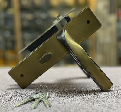 HANDLE DOOR LOCK 221MAE