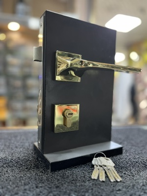 HANDLE DOOR LOCK PVD 403